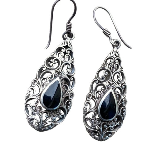 506 - A PAIR OF LARGE OPENWORK DROP EARRINGS SET WITH JET