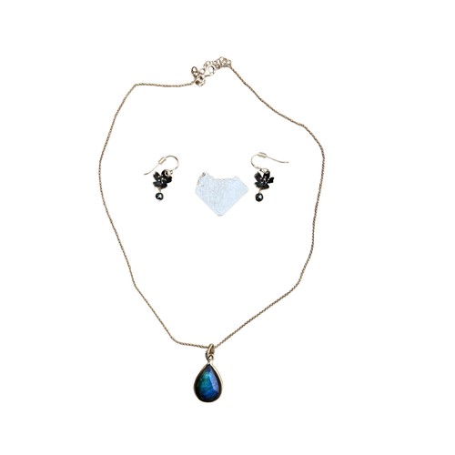 544 - A SILVER NECKLACE AND EARRING SET BY ARGENTO