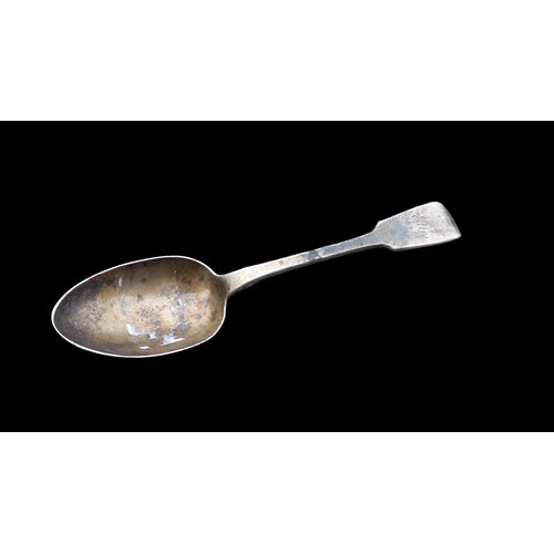 582 - AN 1842 IRISH SILVER SPOON BY CHRISTOPHER CUMMINGS JR DUBLIN 41.3grm