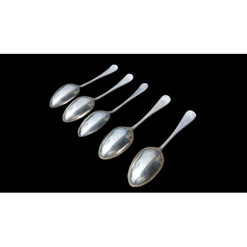 597 - A LOT OF 5 LONDON 1912 SILVER TABLE SPOONS BY  WILLIAM HUTTON 258grm