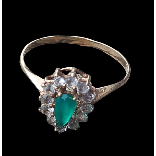 609 - 9ct GOLD EMERALD AND GEM SET RING