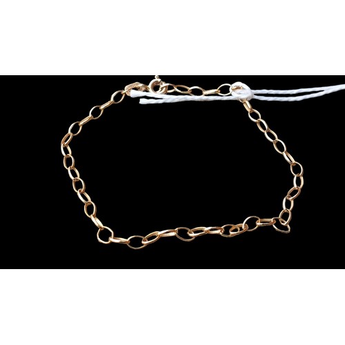 613 - A 9ct GOLD BRACELET 1grm