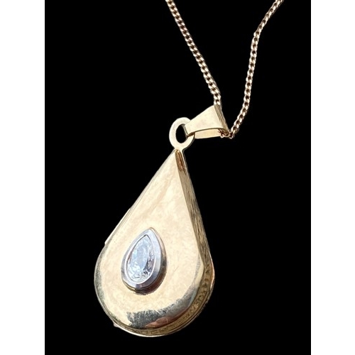 672 - A 9ct GOLD CHAIN WITH A STUNNING SHAPED 9ct LOCKET SET WITH WHITE STONE GOLD 2.17G