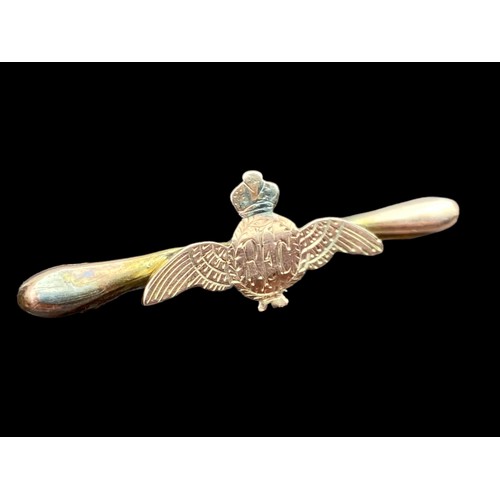 661 - ROYAL FLYING CORPS GOLD PIULOTS WING SWEETHEART BROOCH FOR THE GREAT WAR