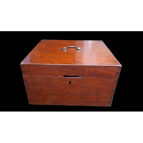 714 - AN OAK TRAVEL BOX 15.75X14.25X9