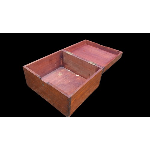 714 - AN OAK TRAVEL BOX 15.75X14.25X9