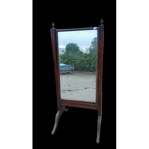 719 - A REGENCY MAHOGANY CHEVAL MIRROR ON BRASS CASTORS 28.5 x 64