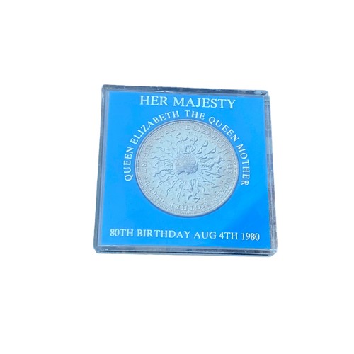 674 - 1980 QUEEN MOTHER 80TH BIRTHDAY COIN