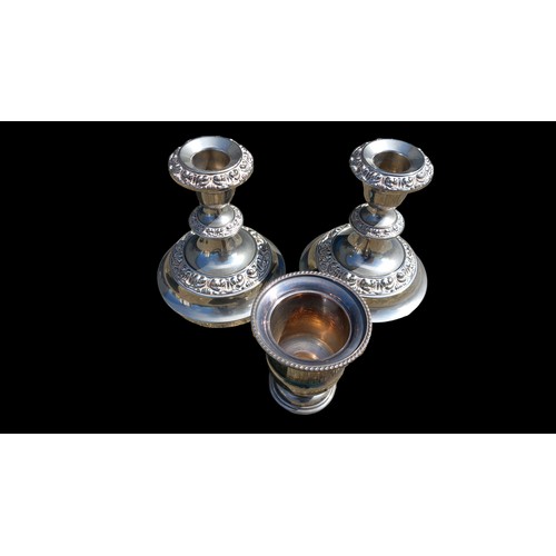 2 - A PAIR OF PLATED CANDLE STICKS & SMALL LION HEAD URN