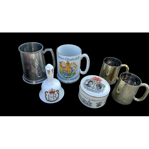 128 - A SMALL TABLE LOT