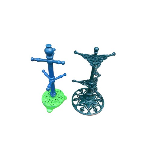 133 - CAST MUG/CUP TREE X2