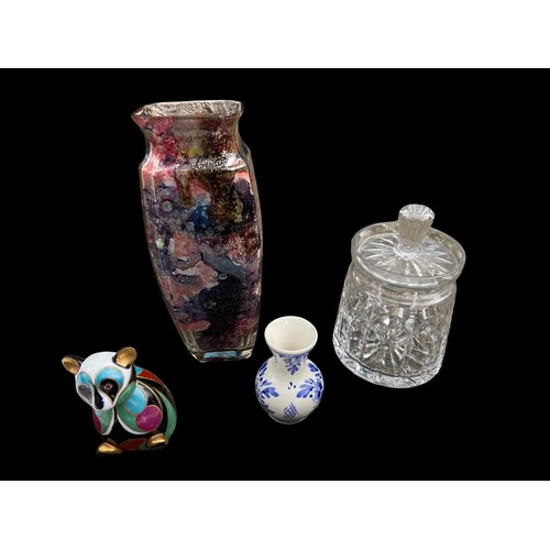 142 - A GOOD QUALITY TABLE LOT EG LILLIPUT LANE , BELLEEK,AYNSLEY CRYSTAL ETC