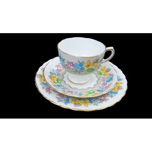 147 - A 19 PIECE TUSCAN SERVICE