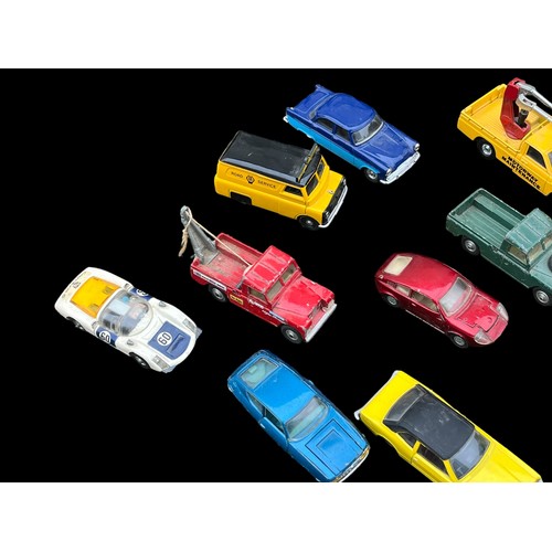 337 - AN ASSORTMENT OF CORGI CARS