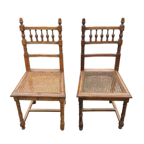 369 - A PAIR OF SPIDDLE BACKED ANTIQUE OAK FRENCH BERGER CHAIRS