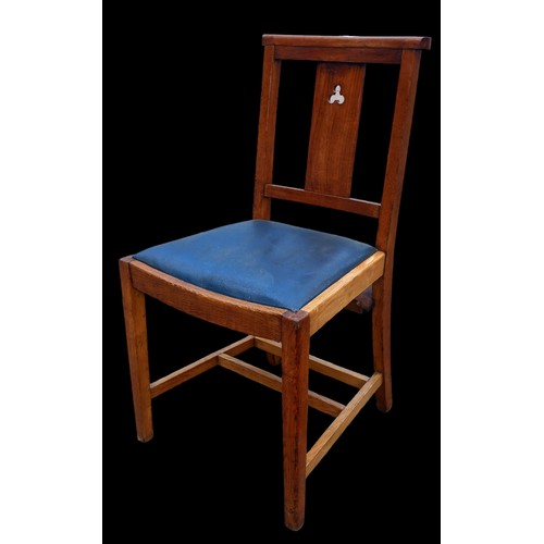 374 - OAK CHURCH CHAIR