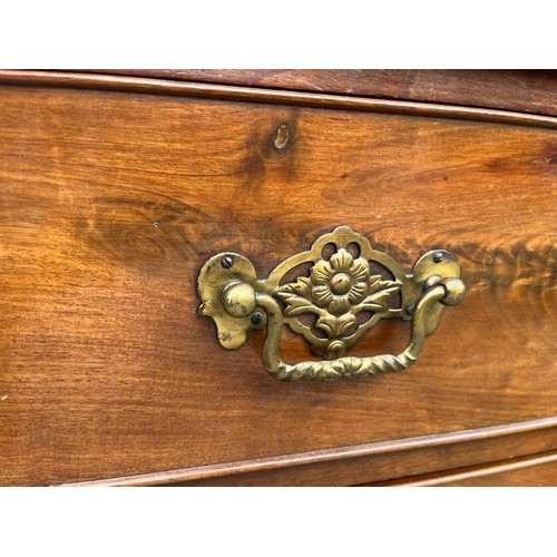 389 - A STUNNING QUALITY WILLIAM IV CHEST OF DRAWERS ON TURNED FOOT **