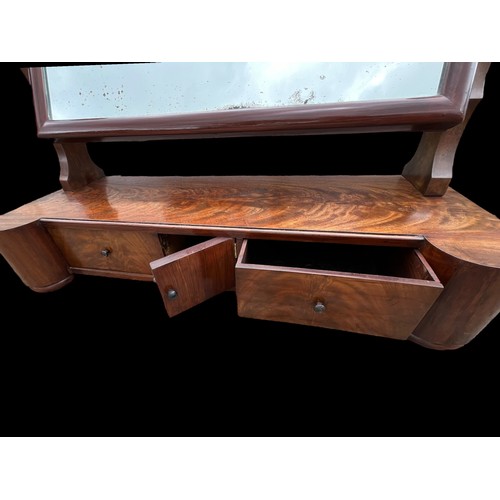 390 - A GEORGIAN DRESSING MIRROR WITH 2 DRAWERS AND MIDDLE COMPARTMENT