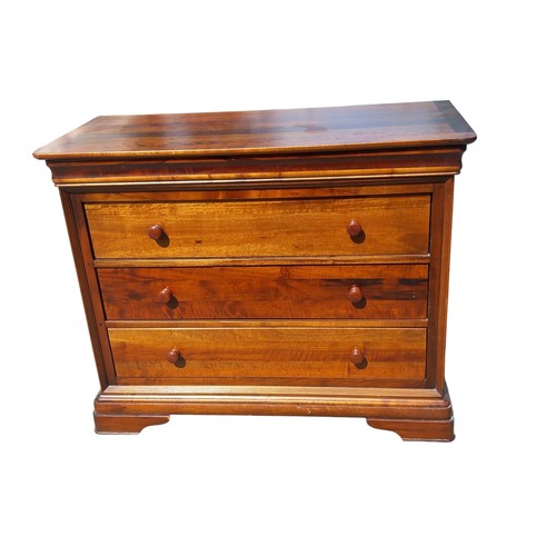 426 - A WALNUT 3 DRAWERED CHEST 45 x 20 x 36