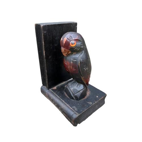 440 - SET OF PARROT BOOK ENDS