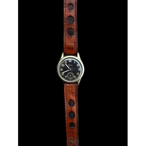 570 - ALPINA 592 LUFTWAFFW PILOTS WRIST WATCH BRASS CASE AND STEEL BACK ,BLACK FACE WITH SUBSIDIARY SECOND... 