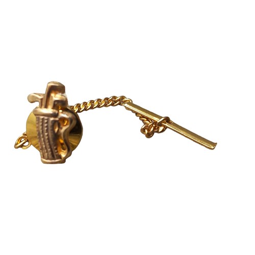 571 - A 9CT GOLD GOLFING TIE PIN