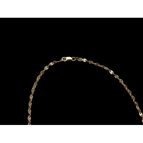 592 - A 9ct GOLD BRIGHT CUT LINK CHAIN