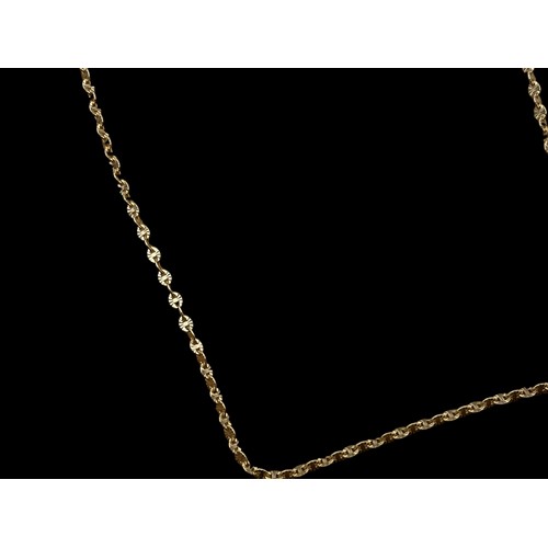 592 - A 9ct GOLD BRIGHT CUT LINK CHAIN