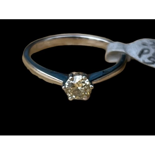 610 - A PLATINUM SINGLE  STONE DIAMOND RING 0.3ct SI IN 6 CLAW MOUNT SIZE L