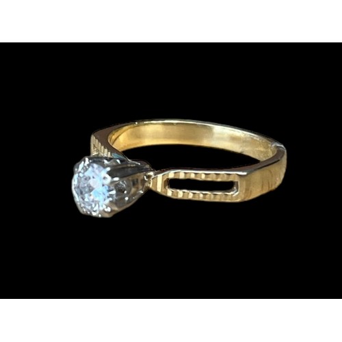 618 - AN 18ct GOLD HIGH SET SINGLE STONE DIAMOND RING 0.5ct AND 2.65grm