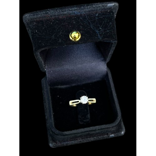 618 - AN 18ct GOLD HIGH SET SINGLE STONE DIAMOND RING 0.5ct AND 2.65grm