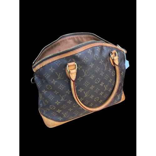 636 - A GENUINE VINTAGE LOUIS  VUITTON SHOULDER HANDBAG  AUTHENTIC MONOGRAM LOCKIT HORIZONTAL M40104 SHILD... 