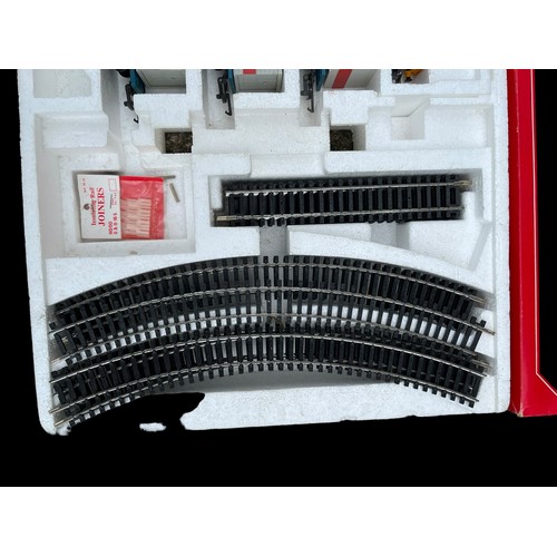 651 - A HORNBY FREIGHTLINERS TRAIN SET