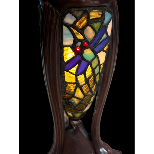 681 - A DRAGONFLY THEMED TIFFANY LAMP COMPLETE WITH LARGE SHADE (P.W.O)