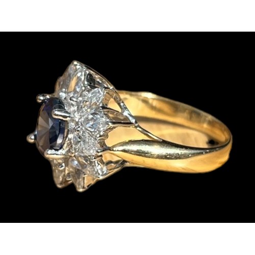 614 - A STUNNING 14CT GOLD ORNATE SAPPHIRE RING