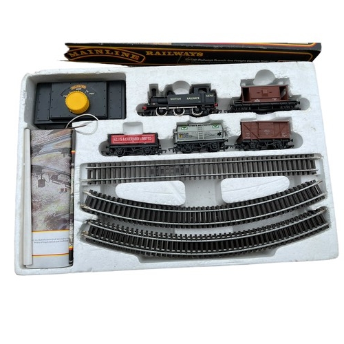 448 - PALITOY VINTAGE BRITISH RAILWAY BRANCH LINE FREIGHT ELETRIC SET IN ORIGINAL BOX