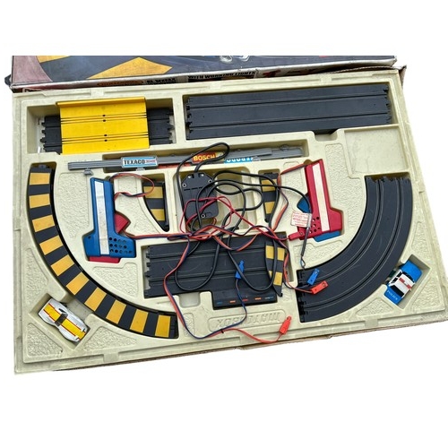 468 - MATCH BOX POWER TRACK RACE AND CHASE IN ORIGINAL BOX