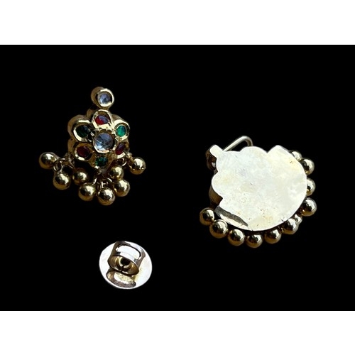 616 - 22ct GOLD FANCY DROP EARRINGS (DROP PART CAN BE REMOVED  AND WORN AS STUD ONLY) SET WITH CLESR ,GREE... 