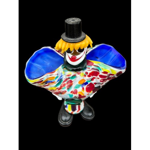 496A - AN ORIGINAL MURANO GLASS VASE CLOWN ORNAMENT