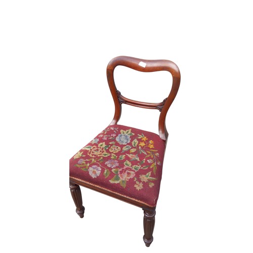 30 - A VICTORIAN BALLOON BACK WITH A TAPESTRY SEAT