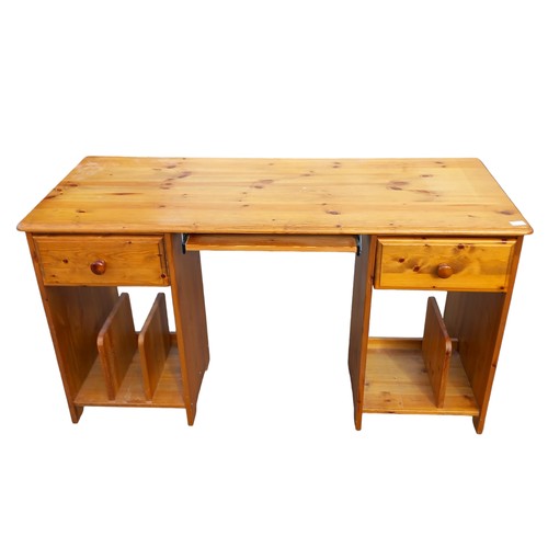 13 - A PINE DESK