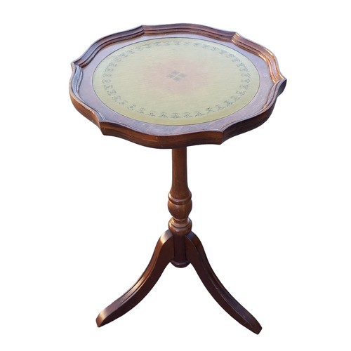 33 - A LEATHER TOP  MAHOGANY WINE/LAMP TABLE