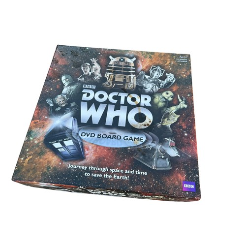 79 - A DOCTOR WHO BOARD GAME AND BOOKS