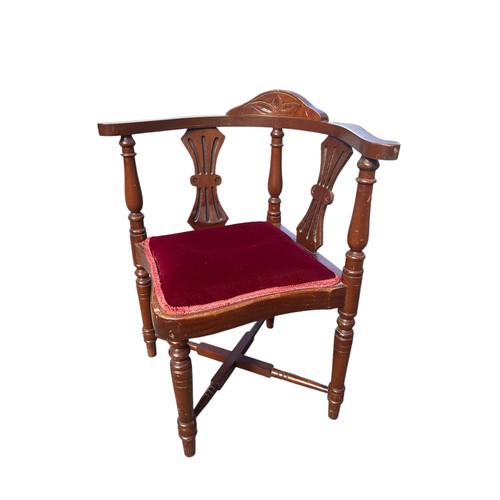 92 - A MAHOGANY CORNER CHAIR