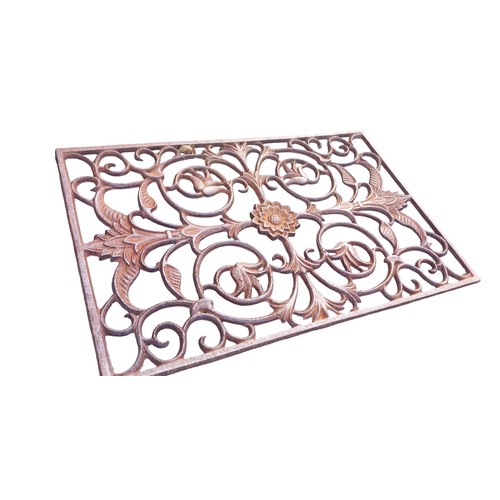 100 - CAST DOOR MAT