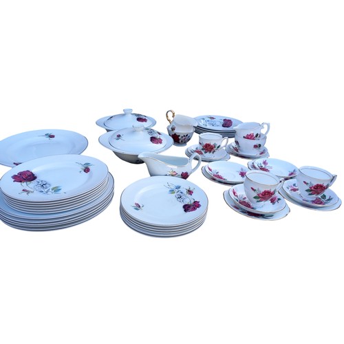 146 - A DUCHESS TEA/ DINNER SERVICE