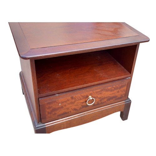 152 - A PAIR OF MAHOGANY BEDSIDES BY STAGG