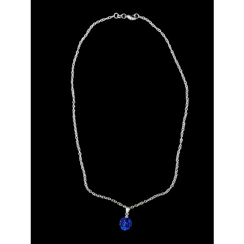 202 - A SILVER CRYSTAL BLUE BALL PENDANT ON A SILVER CHAIN