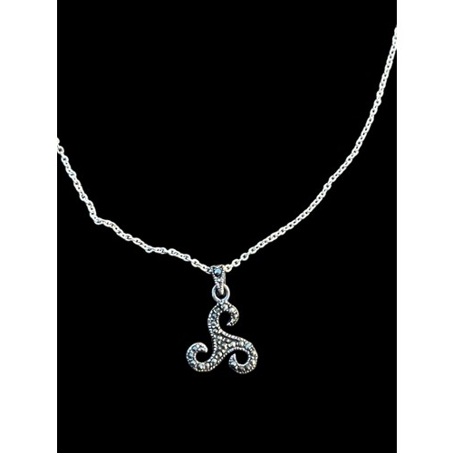 216 - A SILVER AND MARCASITE CELTIC PENDANT ON A SILVER CHAIN