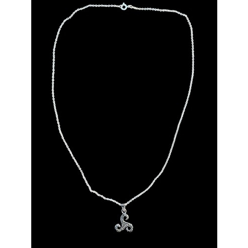 216 - A SILVER AND MARCASITE CELTIC PENDANT ON A SILVER CHAIN